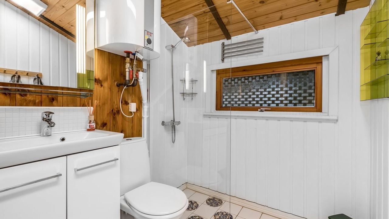 Photo of Bathroom in Tim