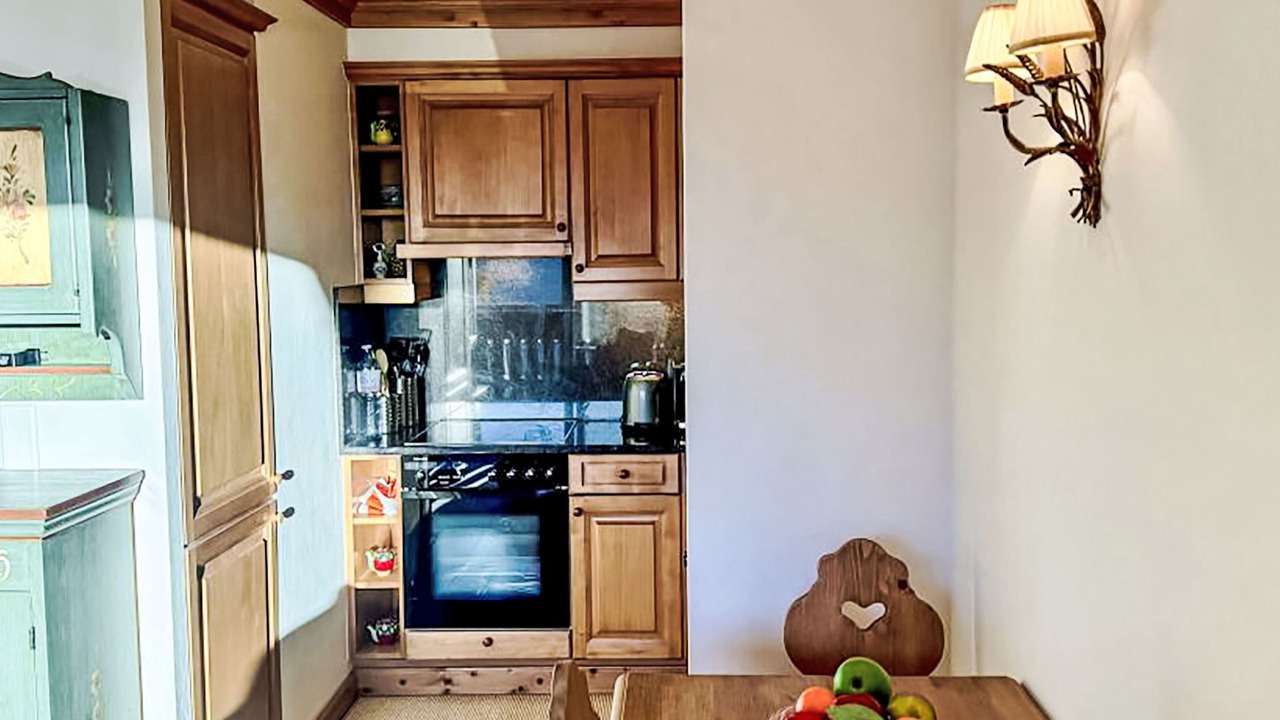 Photo of Bedroom in Lens