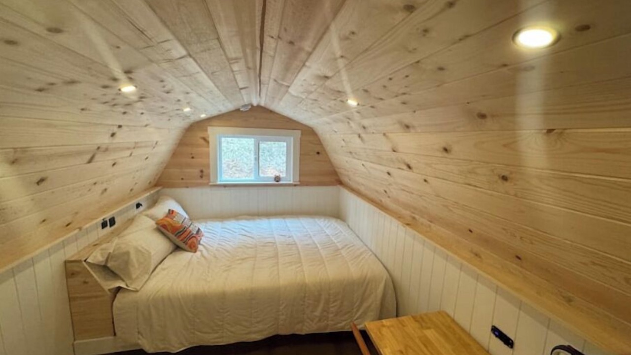 Photo of Bedroom in Redmond