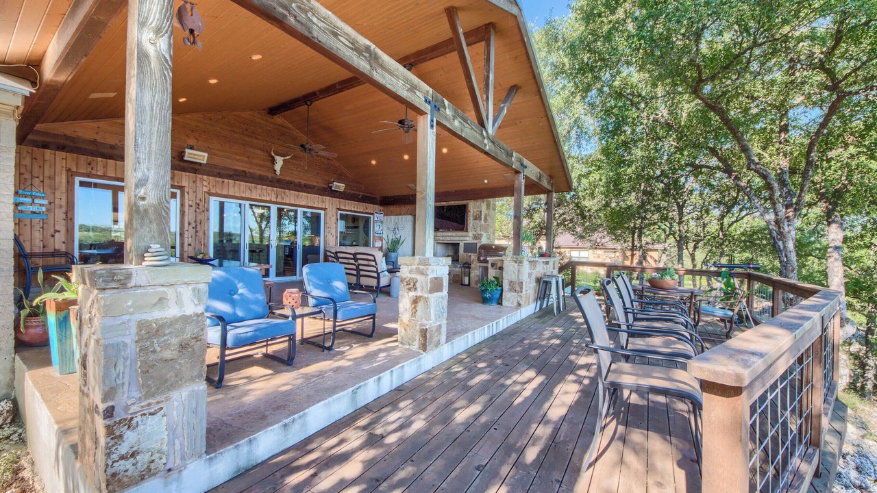 Photo of Patio Balcony in Spring Branch