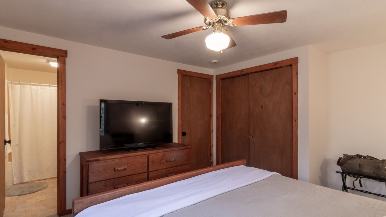 Photo of Bedroom in Basye