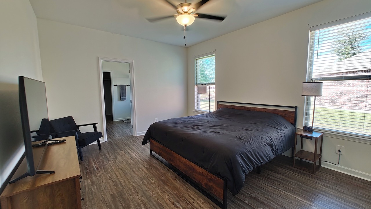 Photo of Bedroom in Westlake