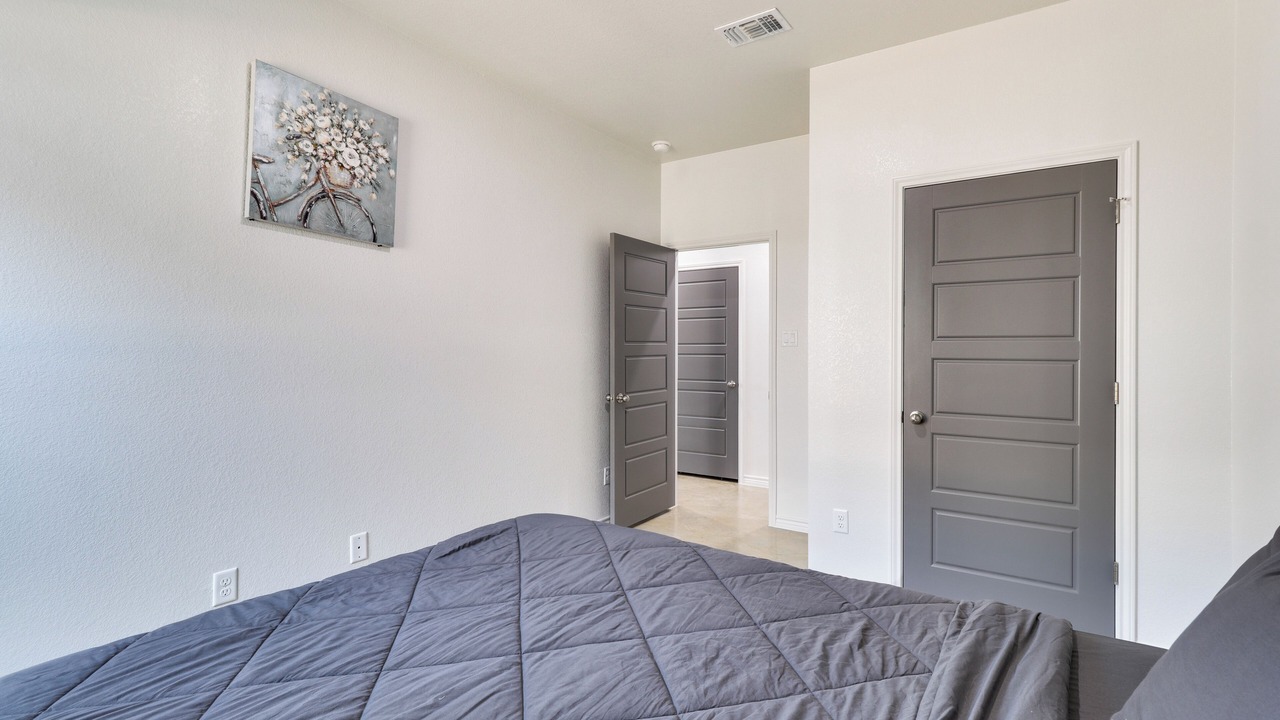 Photo of Bedroom in Temple