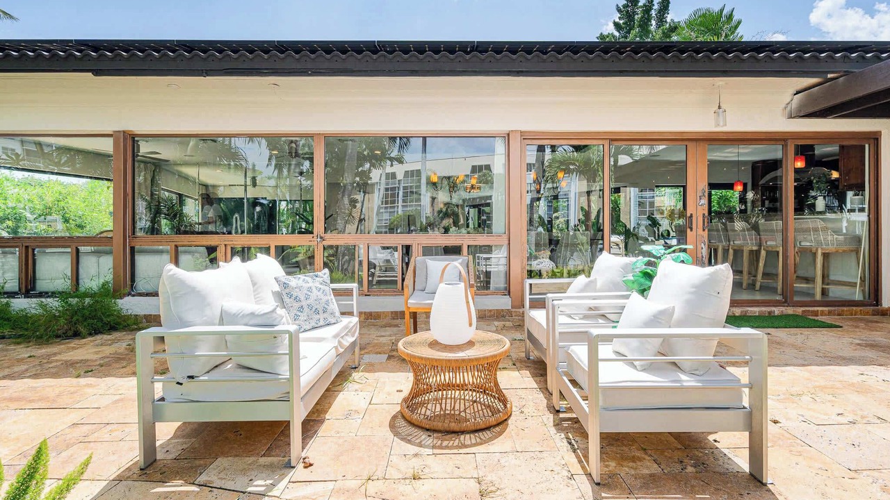 Photo of Patio Balcony in Oakland Park