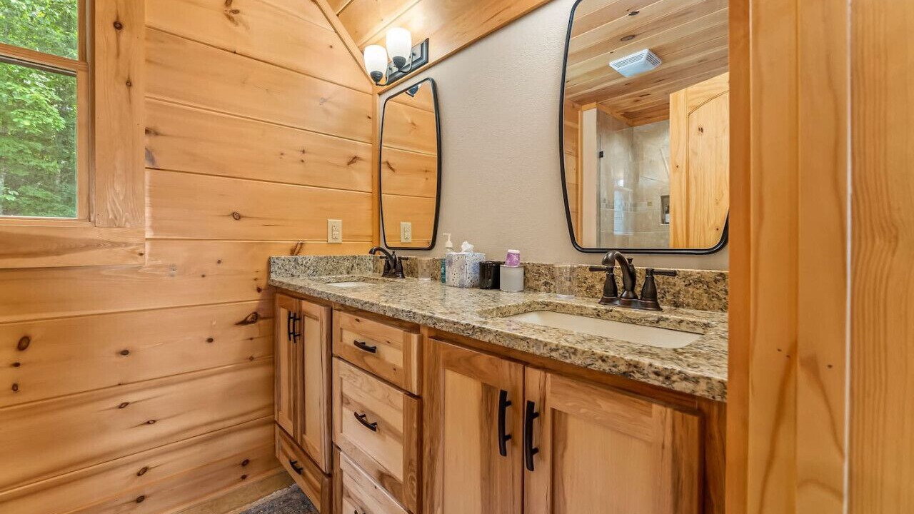 Photo of Bathroom in Vein Mountain