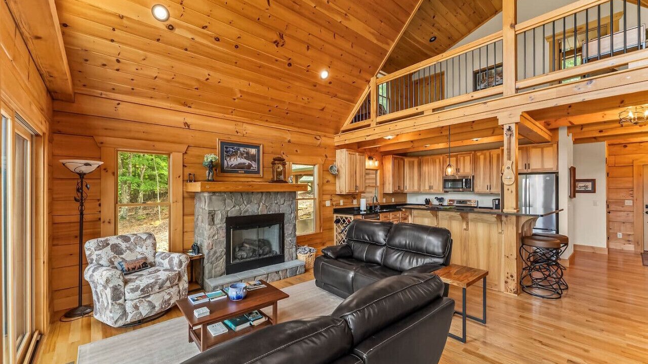Photo of Livingroom in Vein Mountain