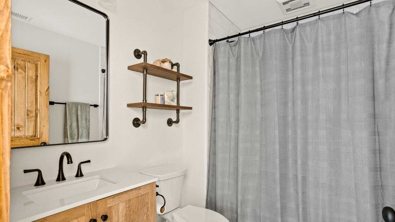 Photo of Bathroom in Elk Park