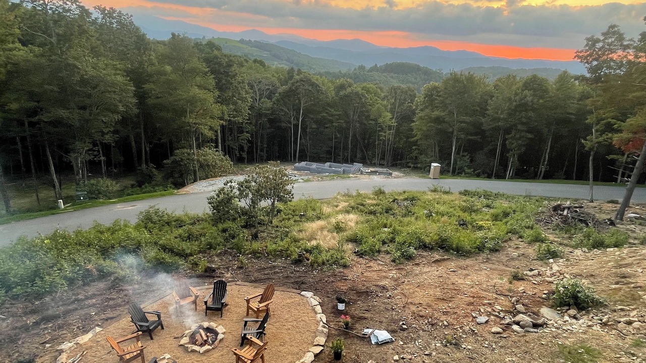 Photo of Others in Elk Park