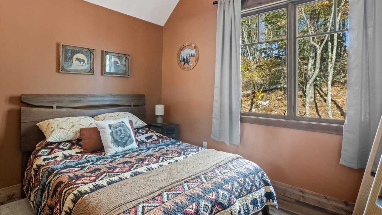 Photo of Bedroom in Elk Park