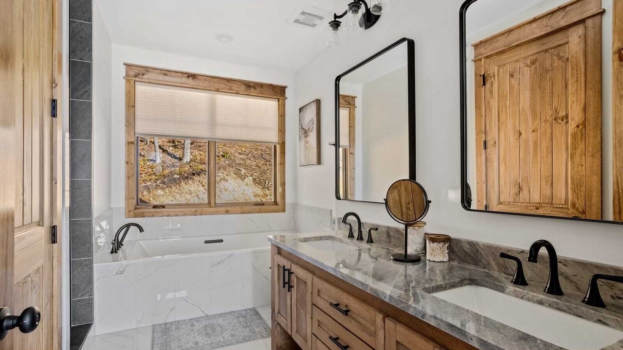 Photo of Bathroom in Elk Park