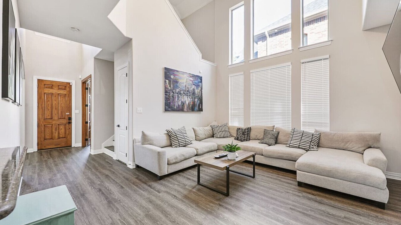 Photo of Livingroom in Lewisville