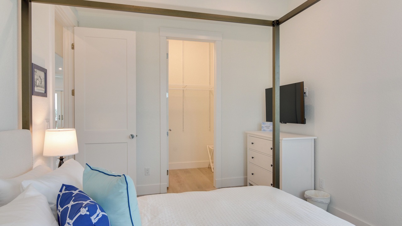 Photo of Bedroom in Surfside Beach