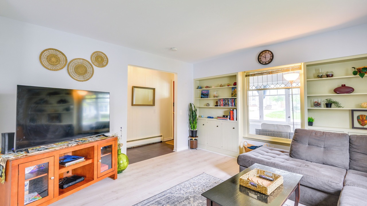 Photo of Livingroom in Clayton