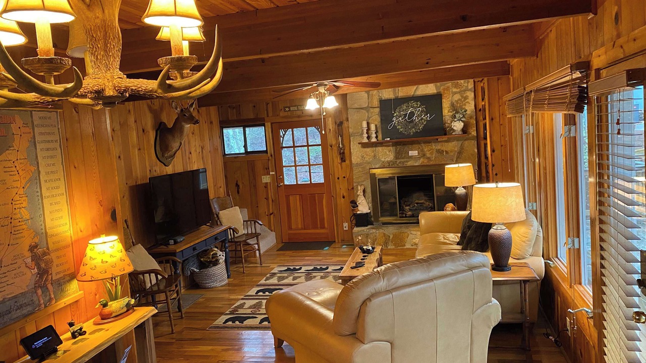 Photo of Livingroom in Tate
