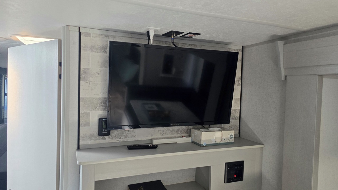 Photo of Others in Diggs