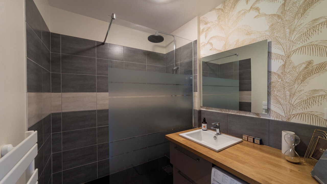 Photo of Bathroom in La Madeleine