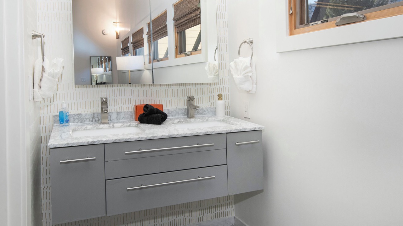 Photo of Bathroom in Intermountain