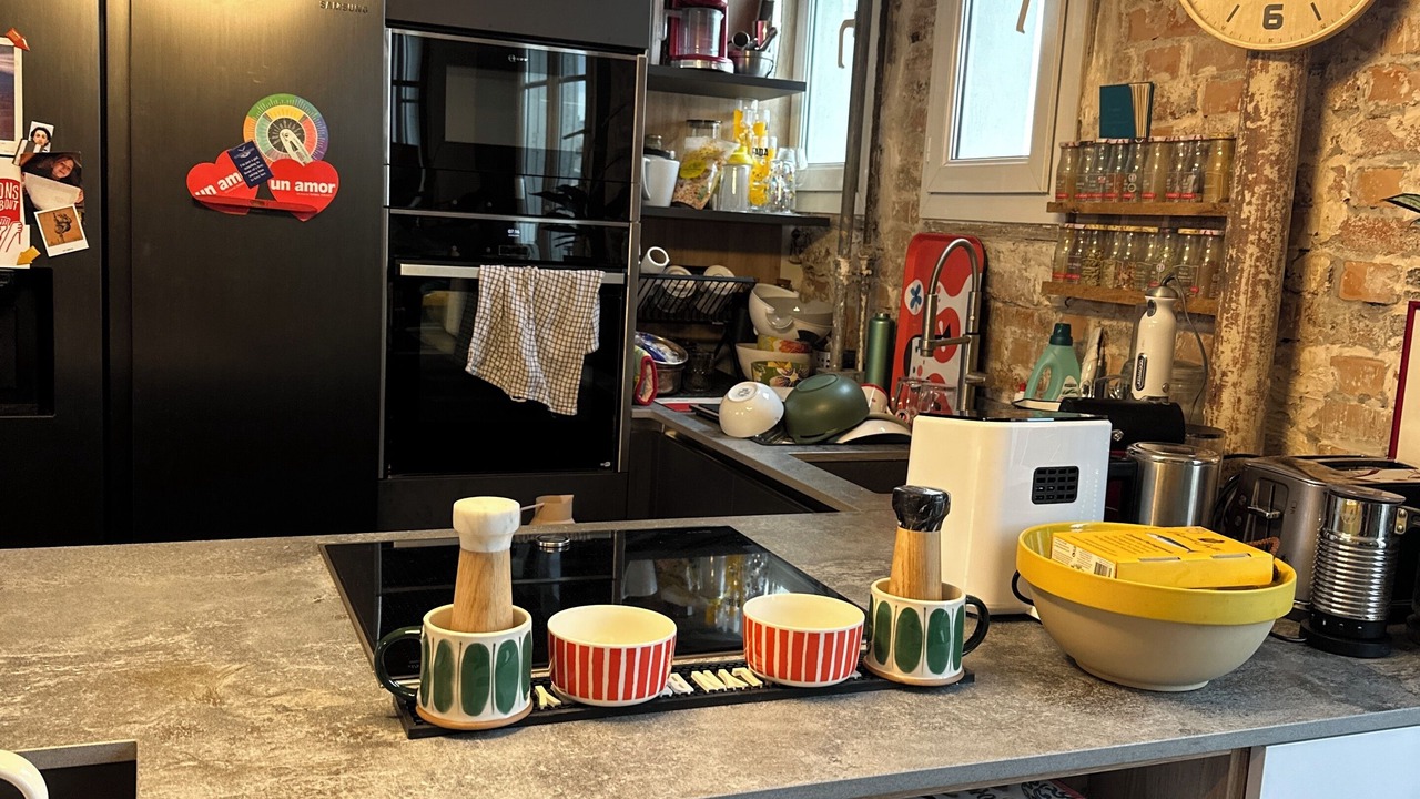 Photo of Kitchen in Quartier de la Folie-Mericourt