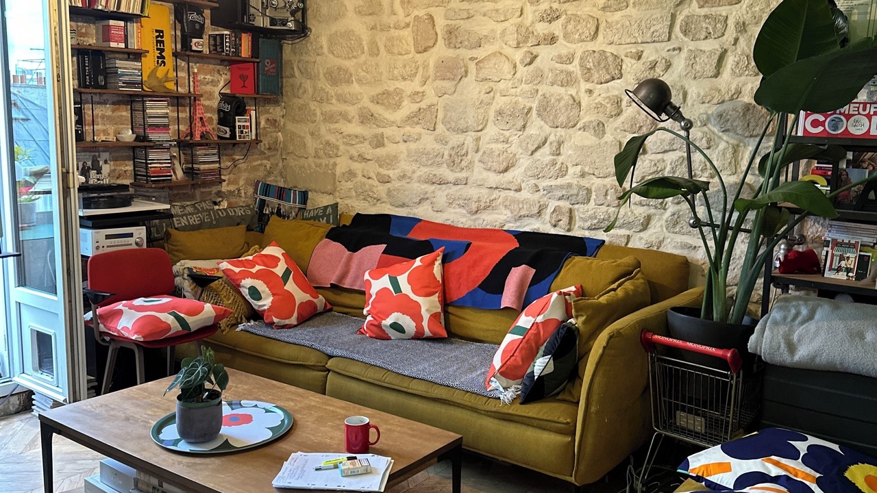 Photo of Livingroom in Quartier de la Folie-Mericourt
