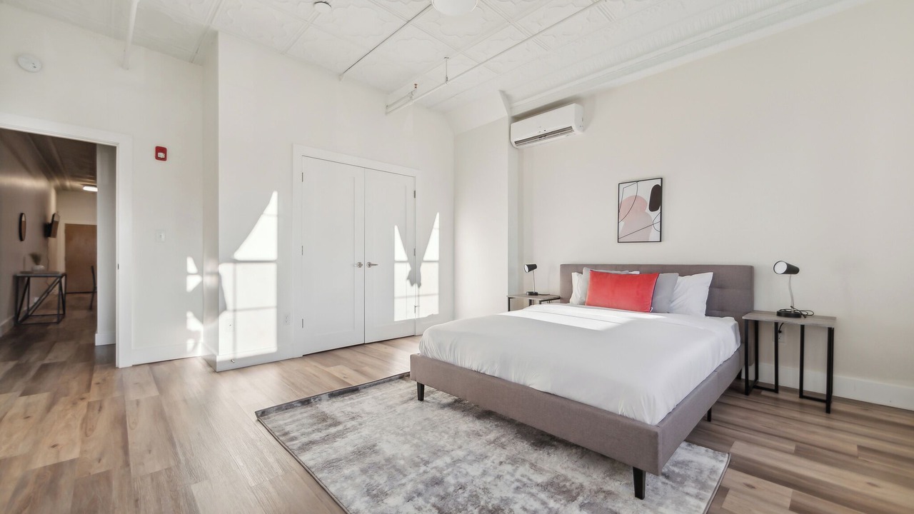 Photo of Bedroom in Albany