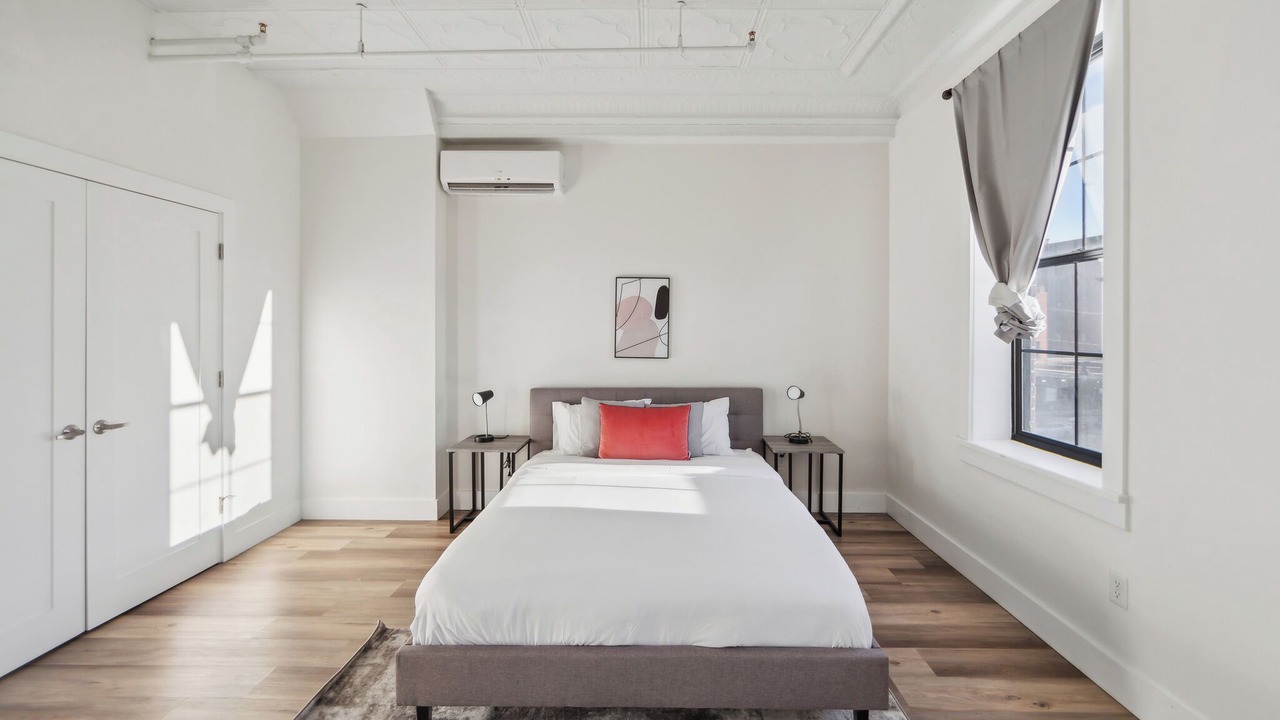 Photo of Bedroom in Albany