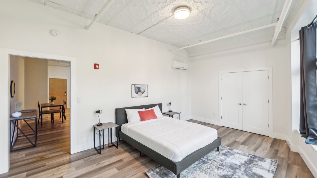 Photo of Bedroom in Albany