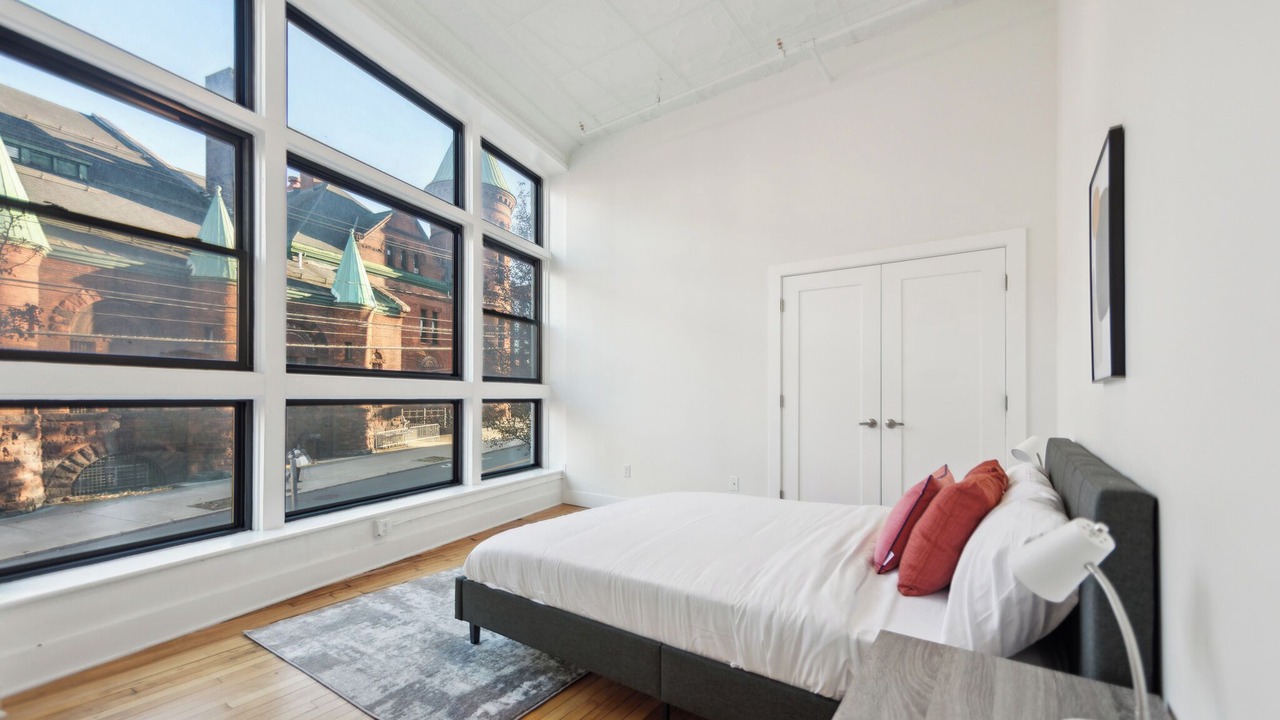 Photo of Bedroom in Albany