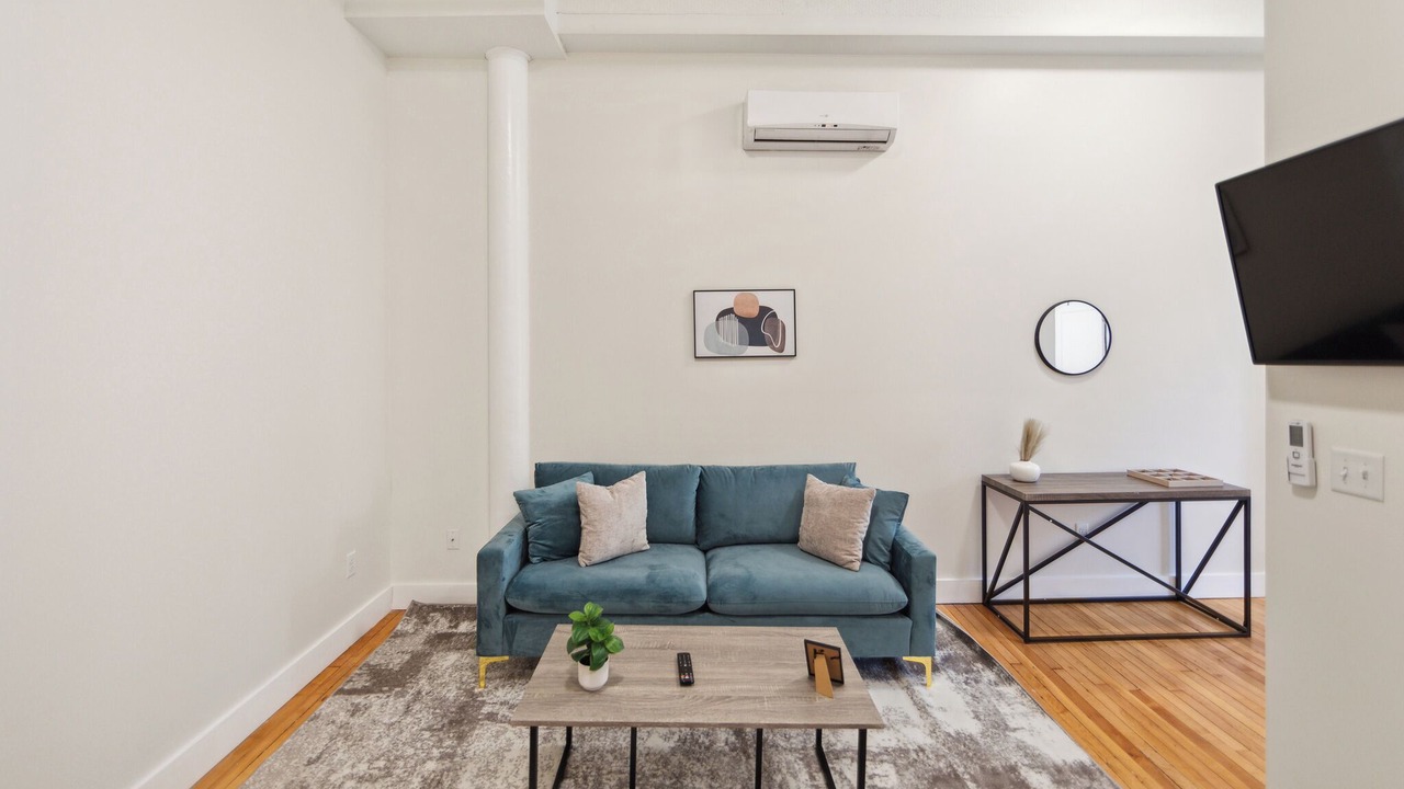 Photo of Livingroom in Albany