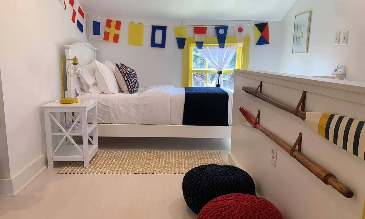 Photo of Bedroom in West Mystic