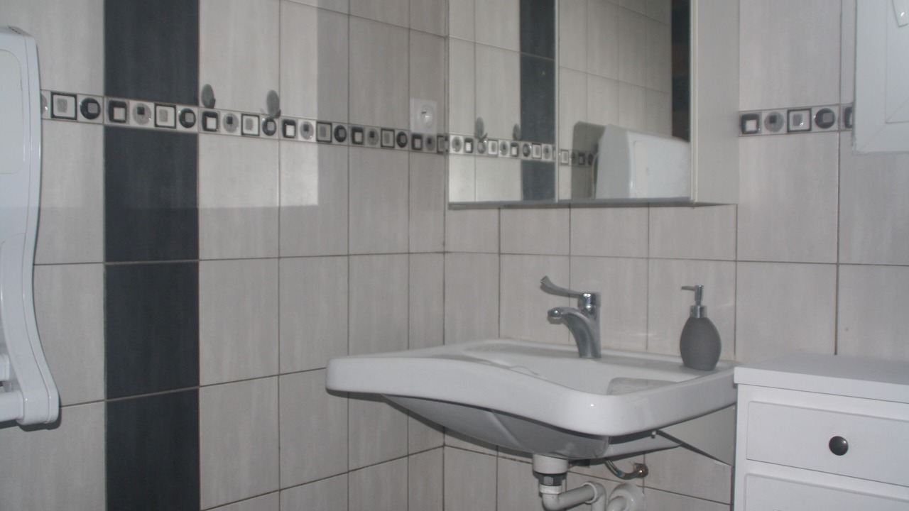 Photo of Bathroom in Saint-Jean-en-Royans