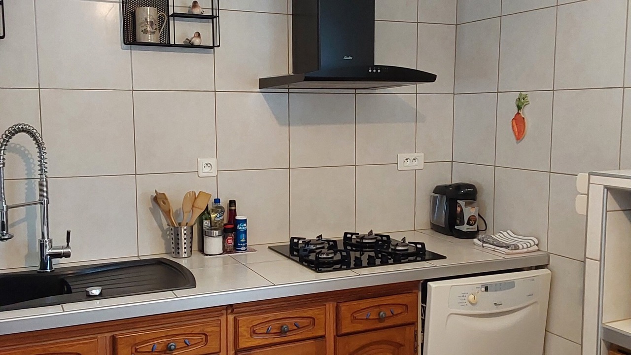 Photo of Kitchen in Boo-Silhen