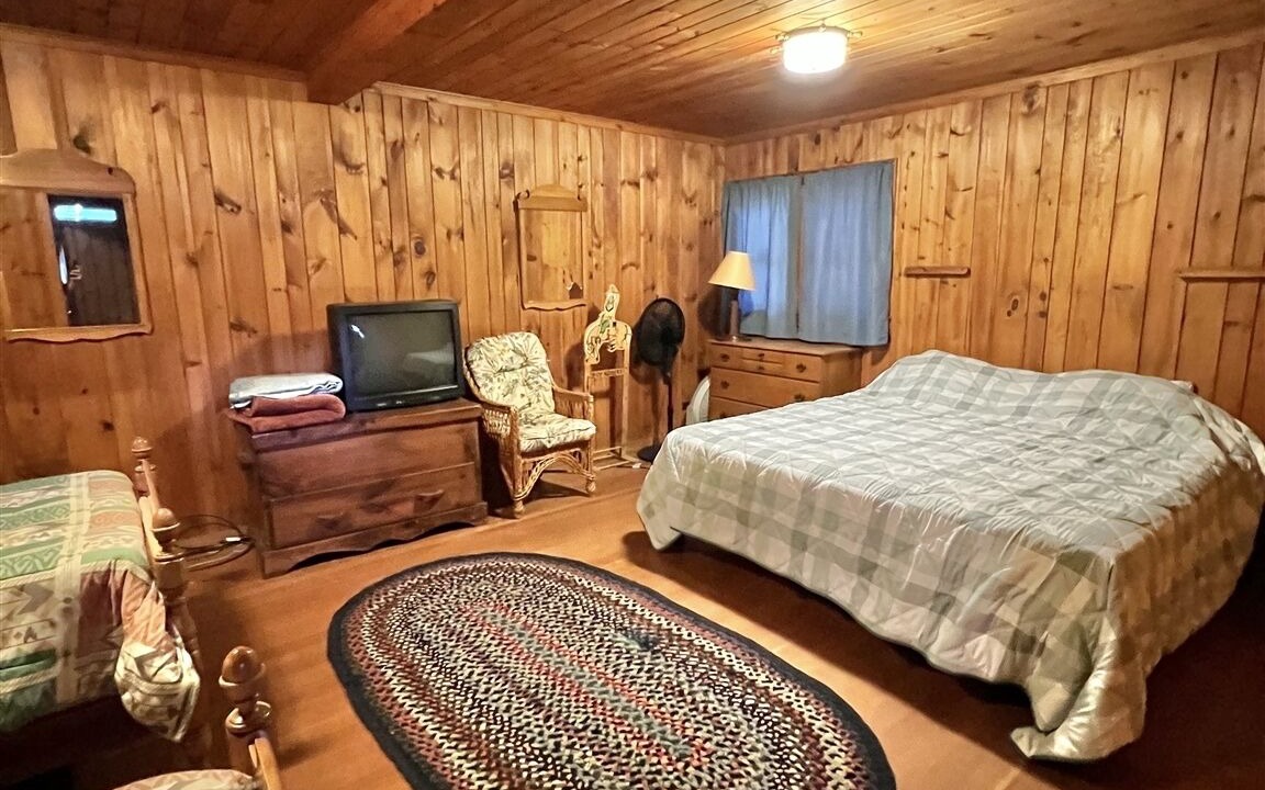 Photo of Bedroom in Sebago