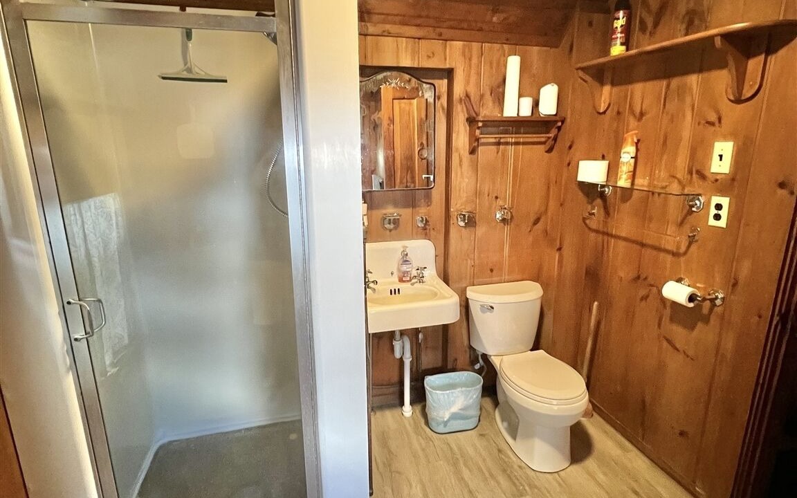 Photo of Bathroom in Sebago