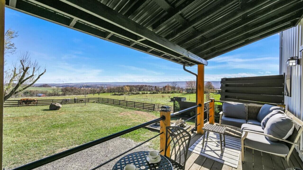 Photo of Patio Balcony in Pine Grove