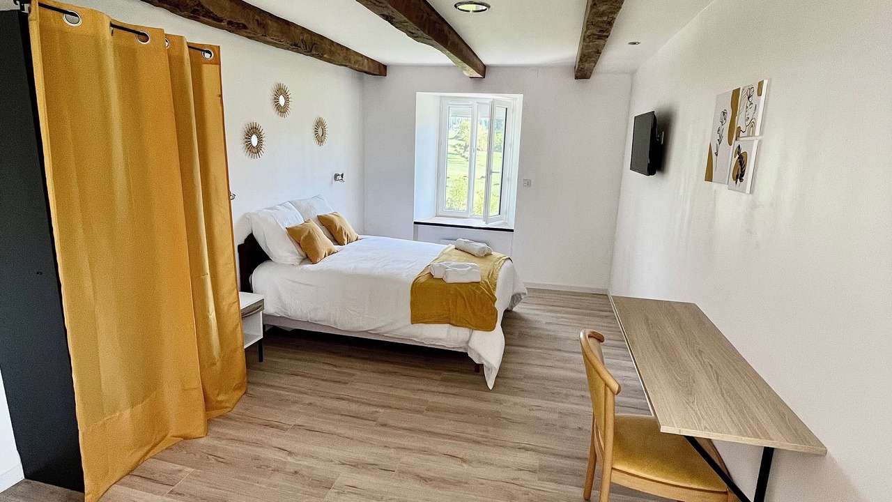 Photo of Bedroom in Veyrieres