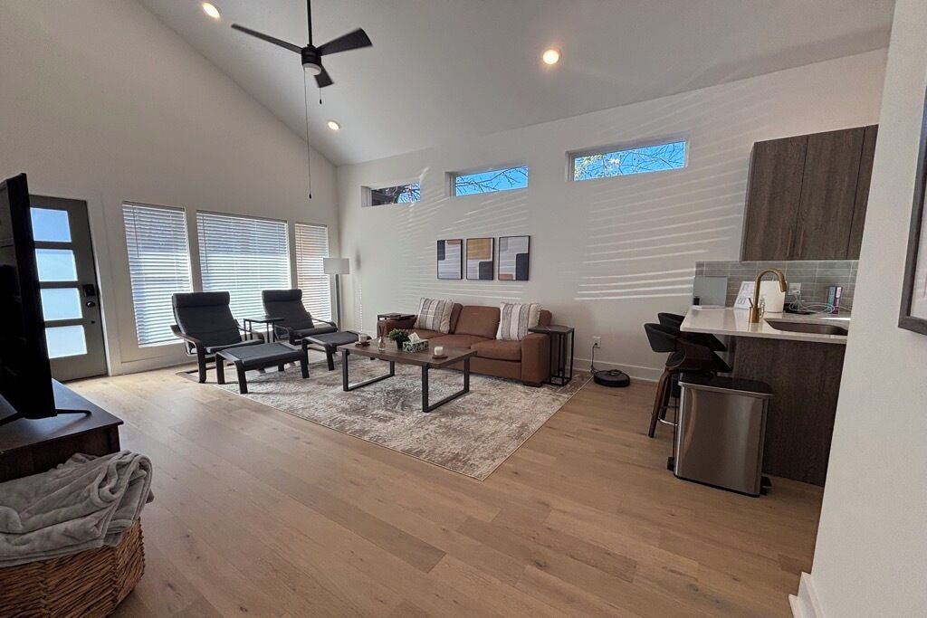 Photo of Livingroom in Chattanooga