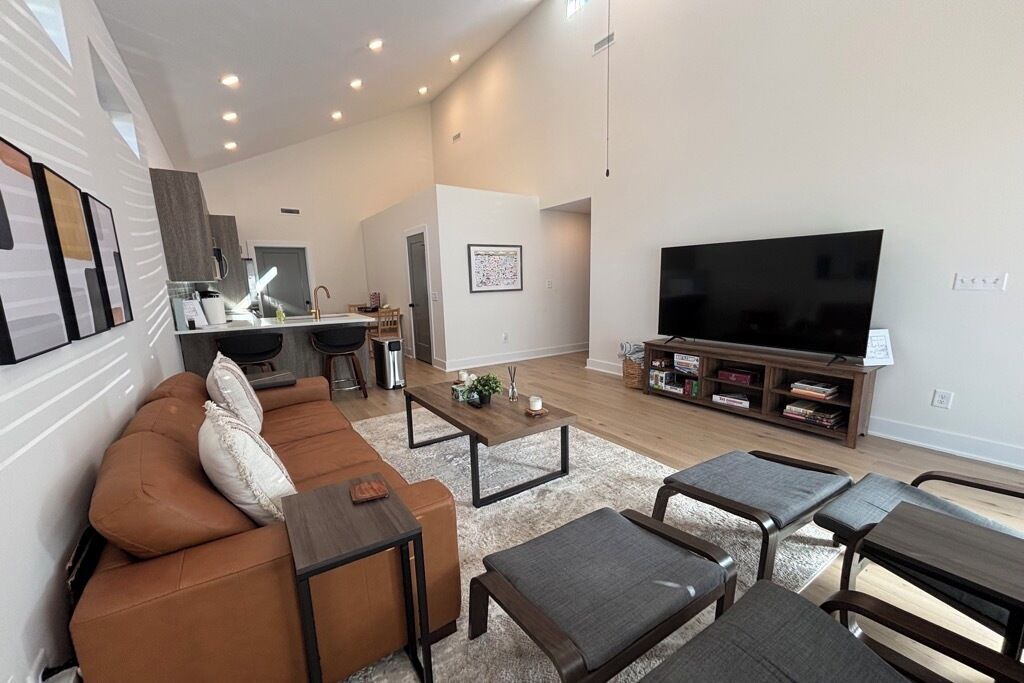 Photo of Livingroom in Chattanooga