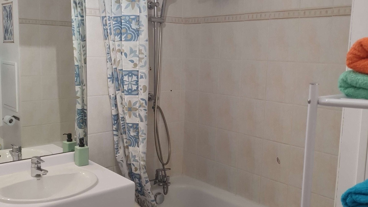 Photo of Bathroom in Le Kremlin-Bicetre