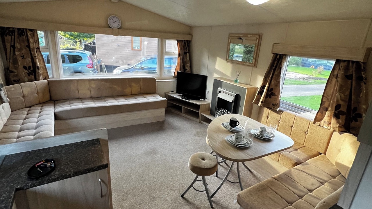 Photo of Livingroom in Great Billing