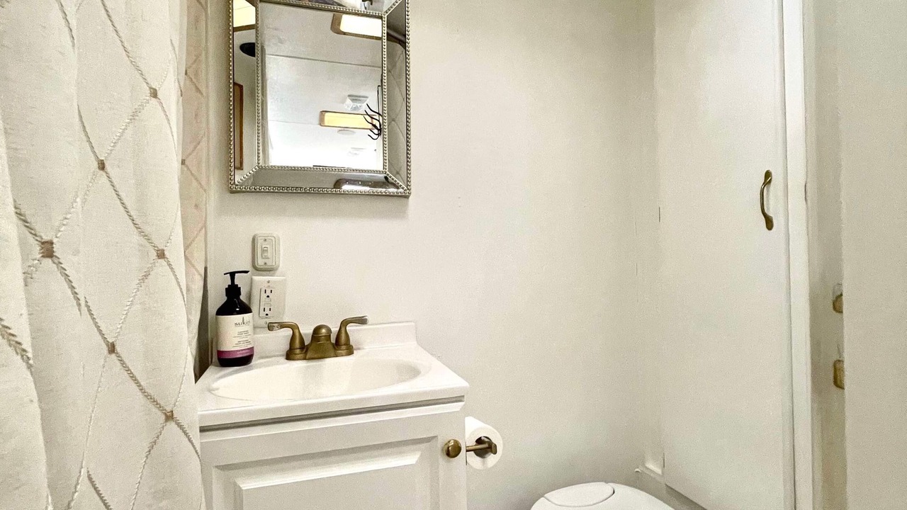 Photo of Bathroom in Grass Valley