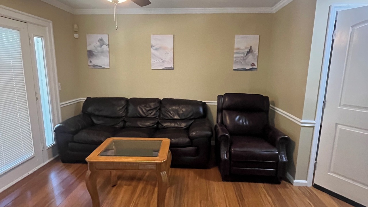Photo of Livingroom in Dalton