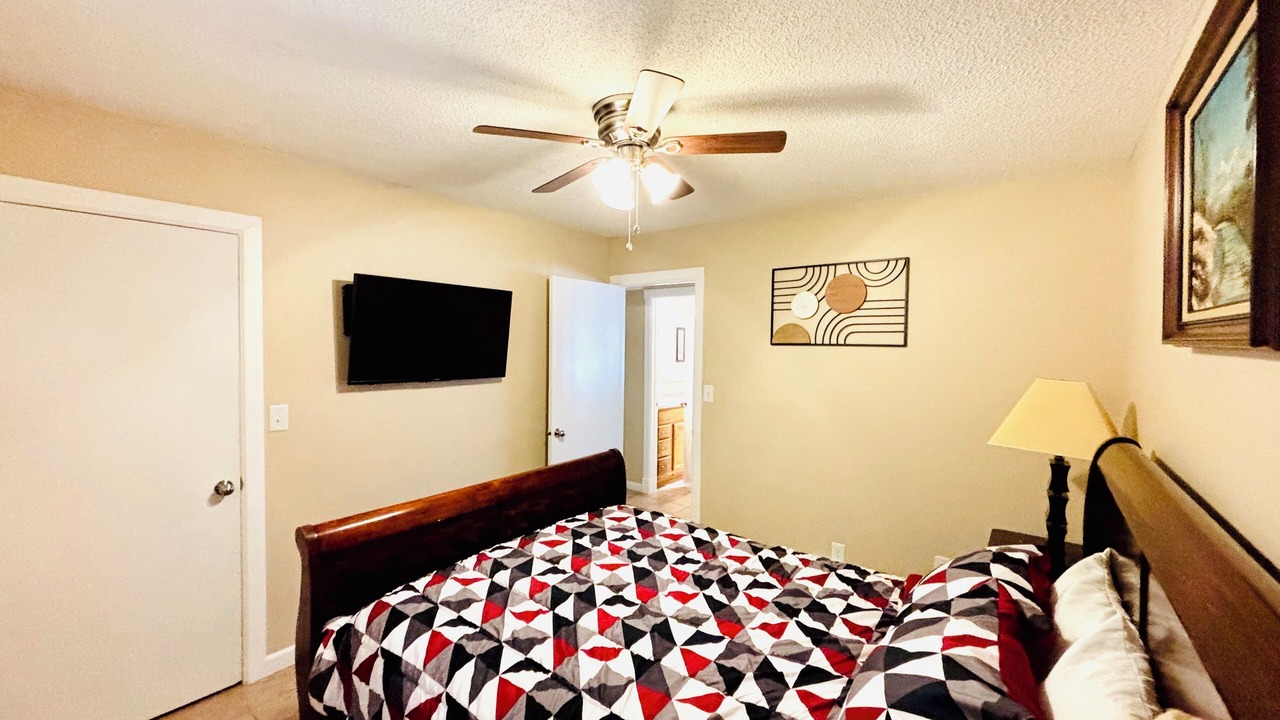Photo of Bedroom in Springdale