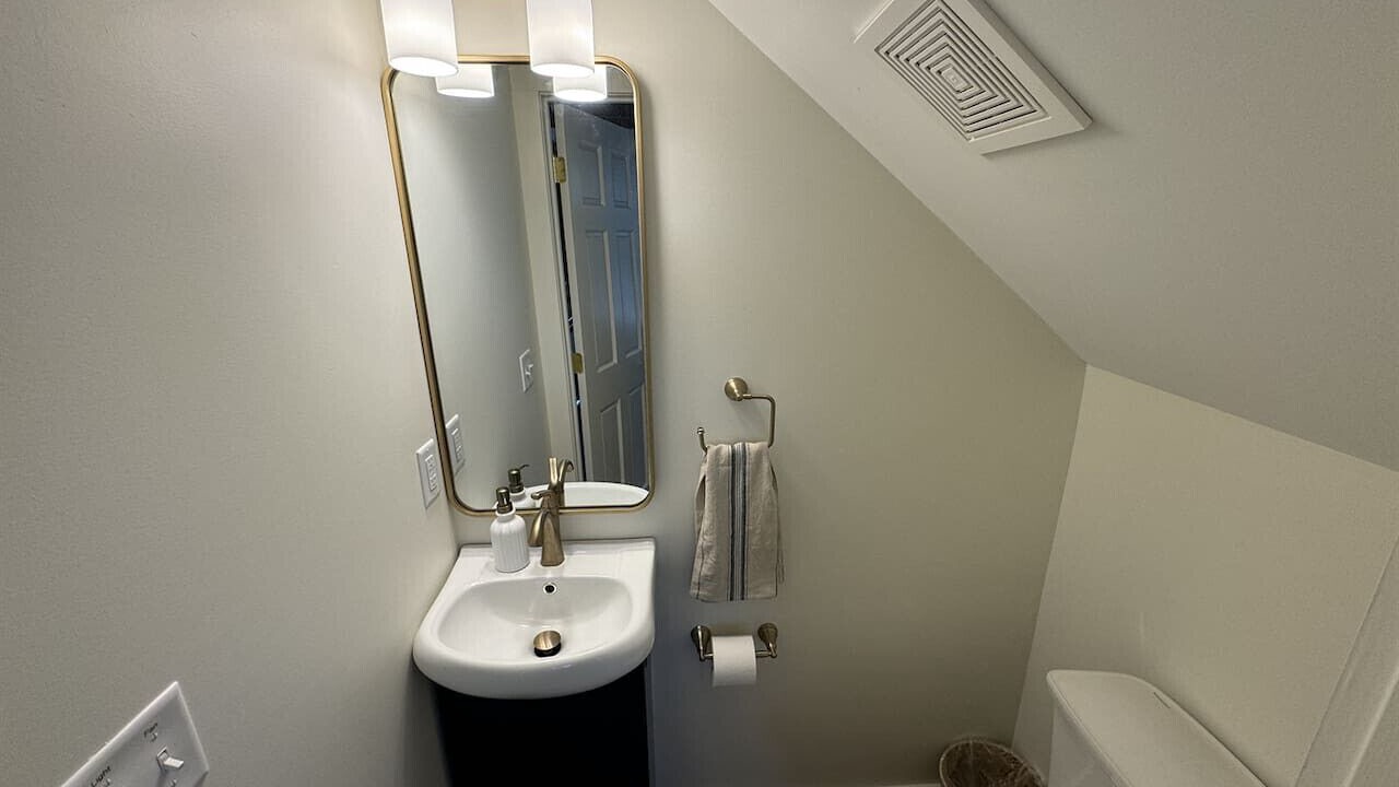 Photo of Bathroom in Campton