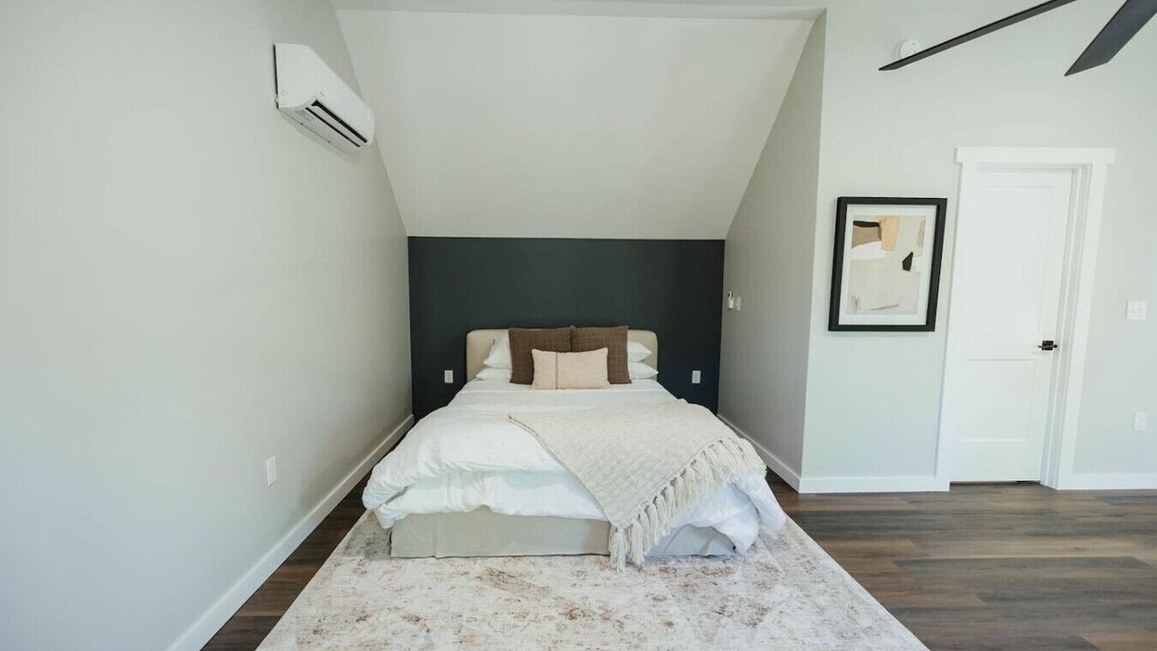 Photo of Bedroom in Campton