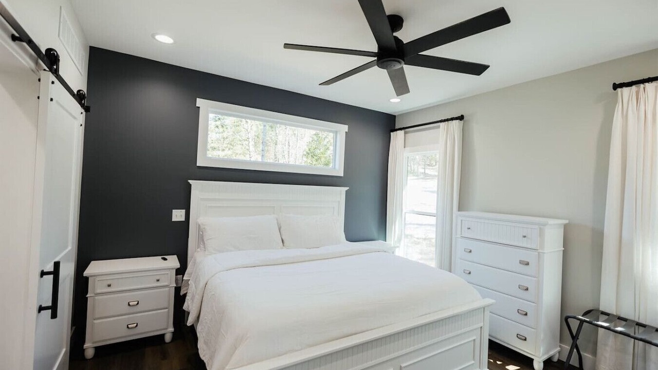 Photo of Bedroom in Campton