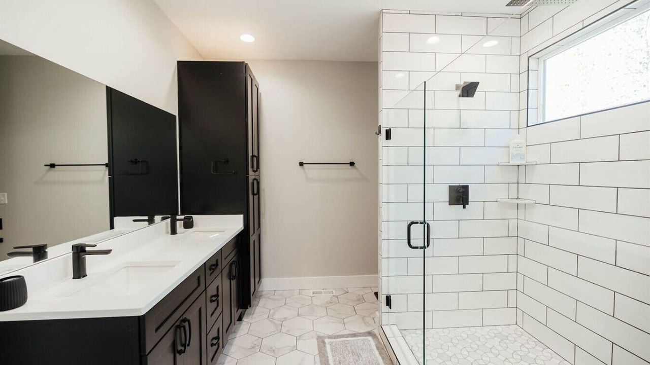 Photo of Bathroom in Campton