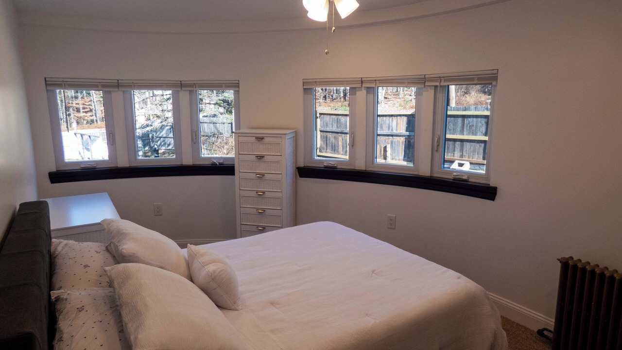 Photo of Others in Harris