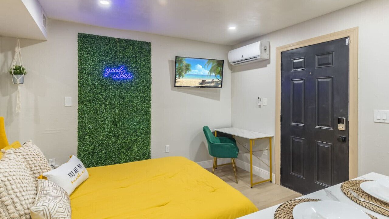 Photo of Bedroom in Northeast Orlando