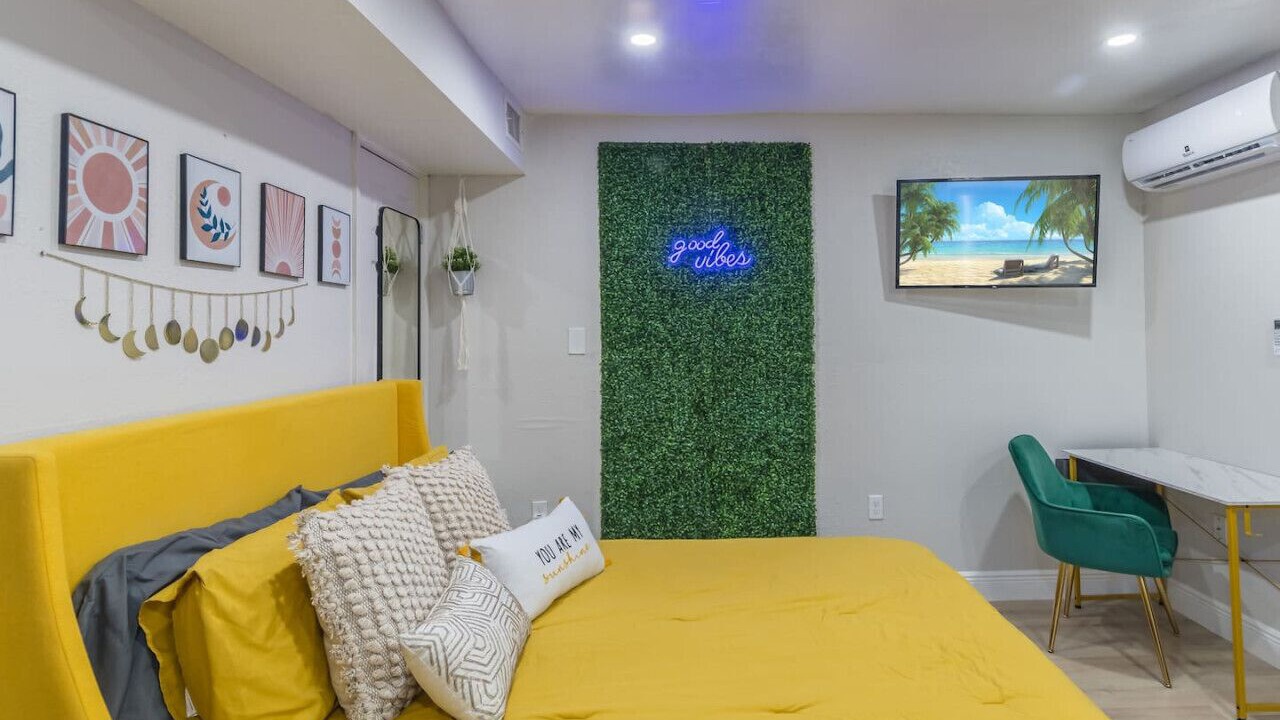 Photo of Bedroom in Northeast Orlando