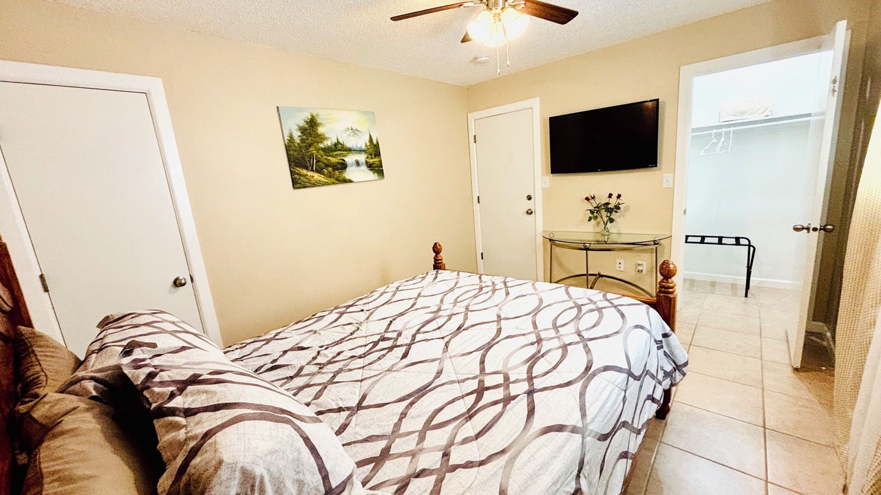 Photo of Bedroom in Johnson
